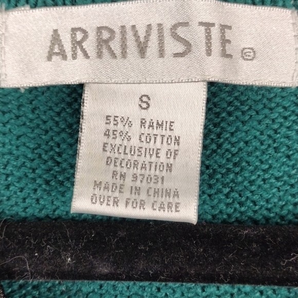 Arriviste Dark Green Embroidered Long Sleeve Button Front Cardigan Sweater - Picture 5 of 10